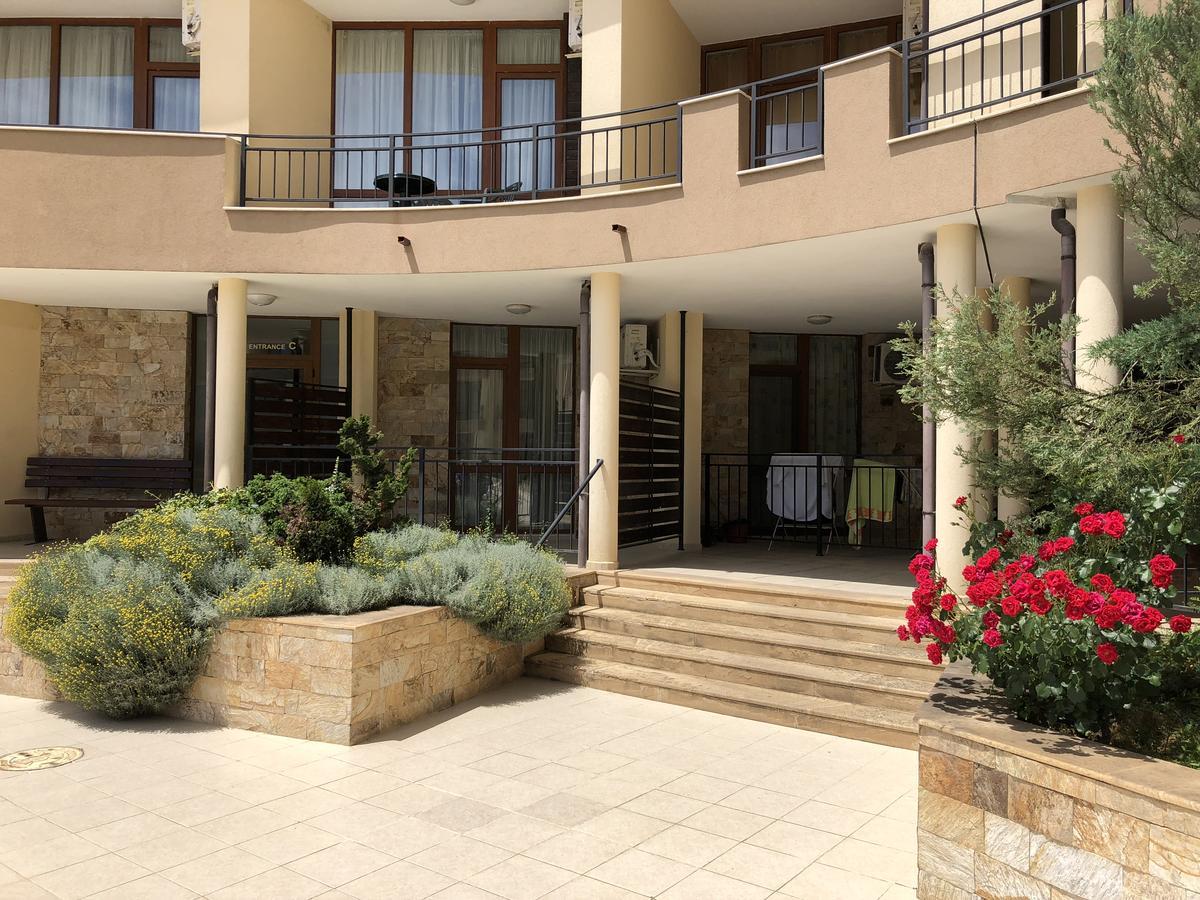 VP Luxor Studio Sveti Vlas Extérieur photo